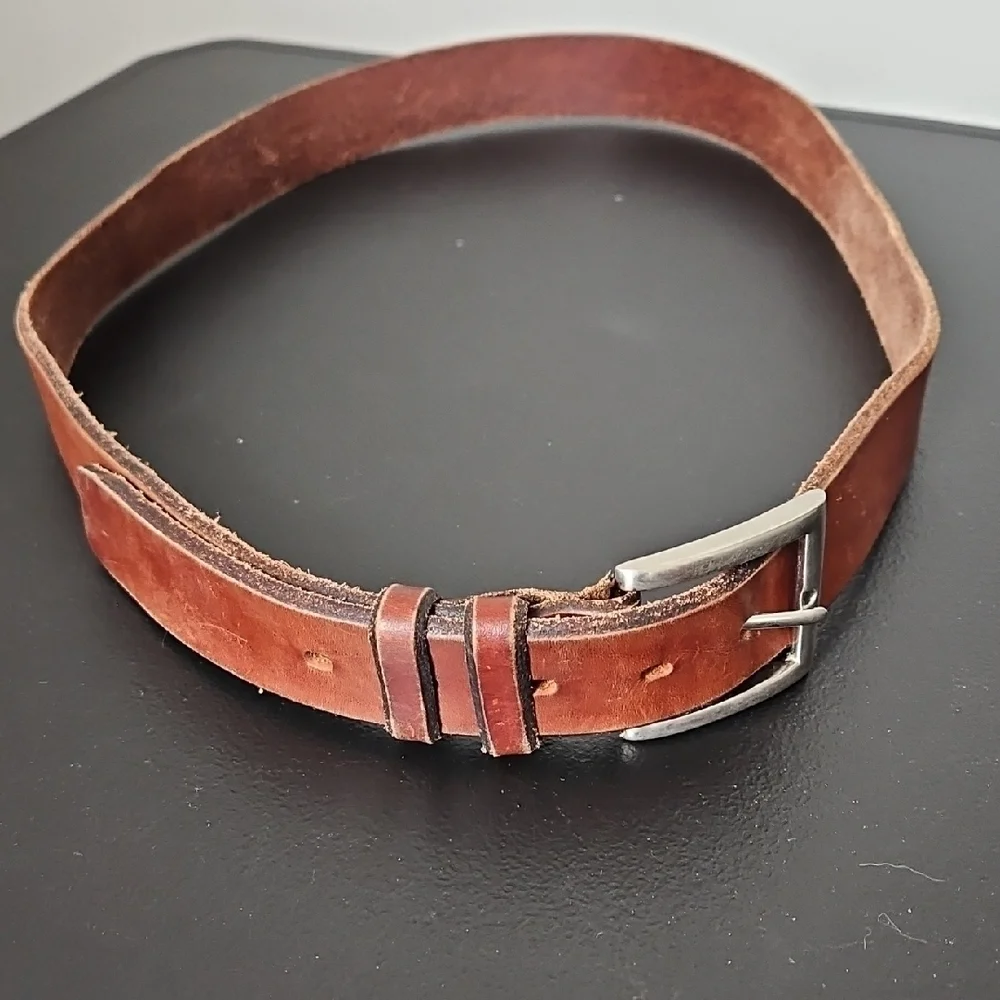 ​Wilsons Leather Mens Brown Italian Leather Belt Size 40 Rugged Casual - Picture 8 of 8